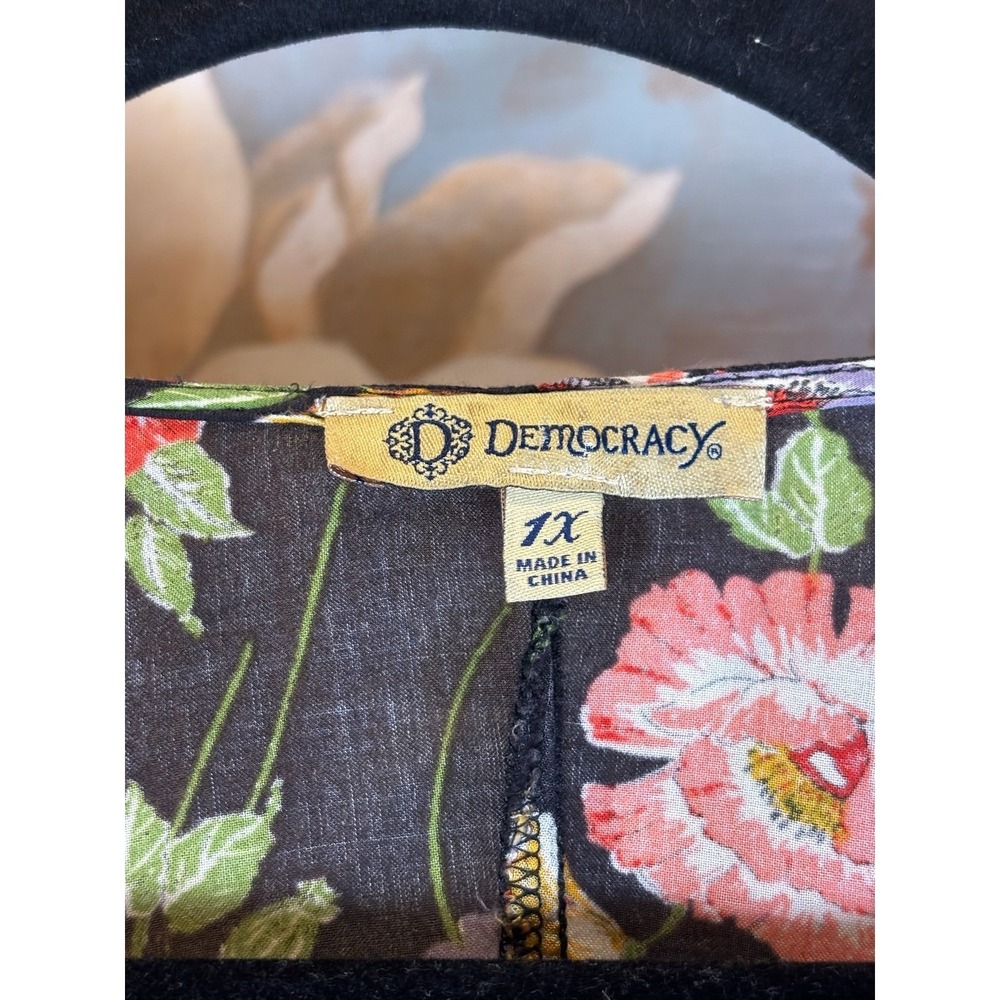 Democracy Womens 1X Black Colorful Floral Tie Front Oversized Blouse - Picture 6 of 8